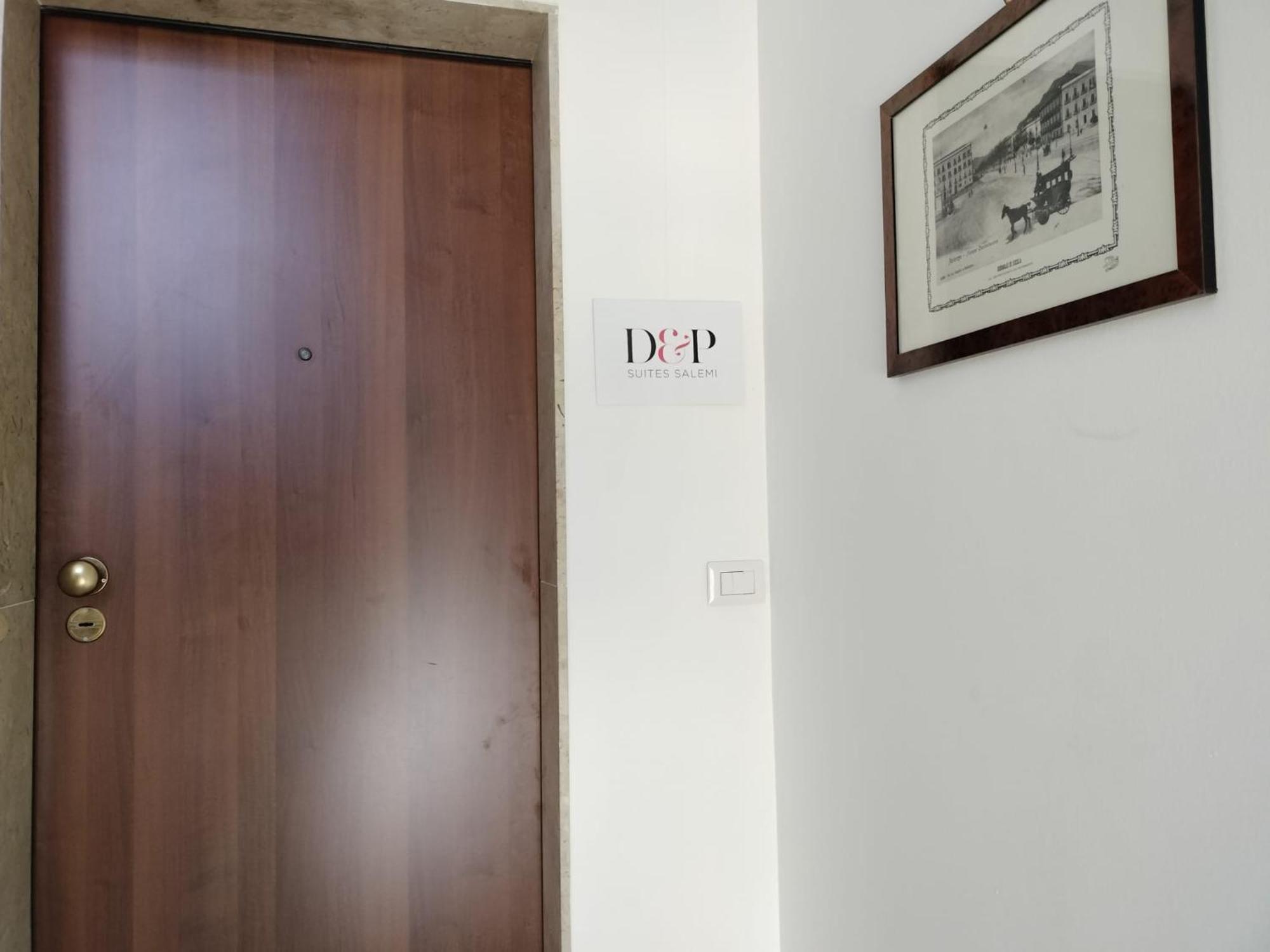 D&P Suites 1 Salemi Exterior foto